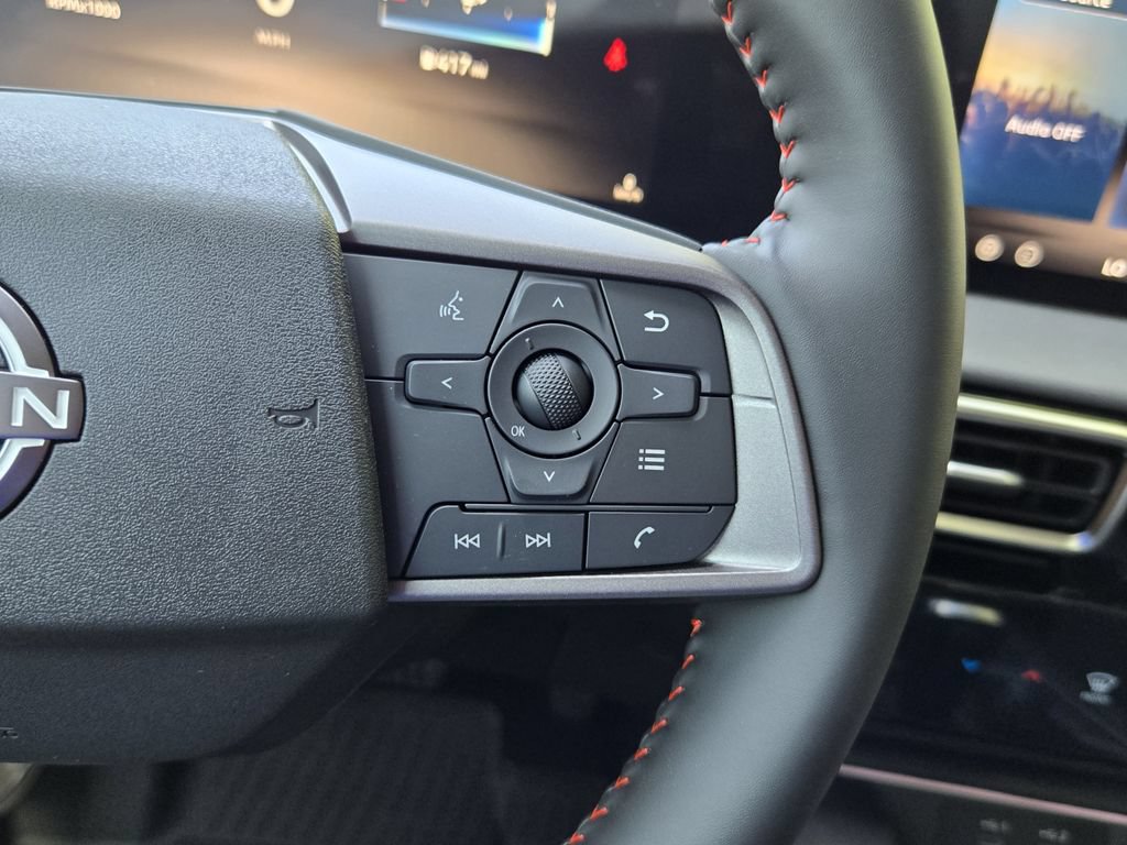 New 2026 Nissan Sentra SR w/ Floor Mat Package FWD image 19