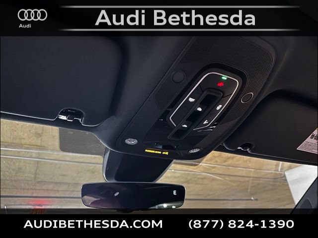 New 2026 Audi SQ7 Prestige AWD/4WD image 21