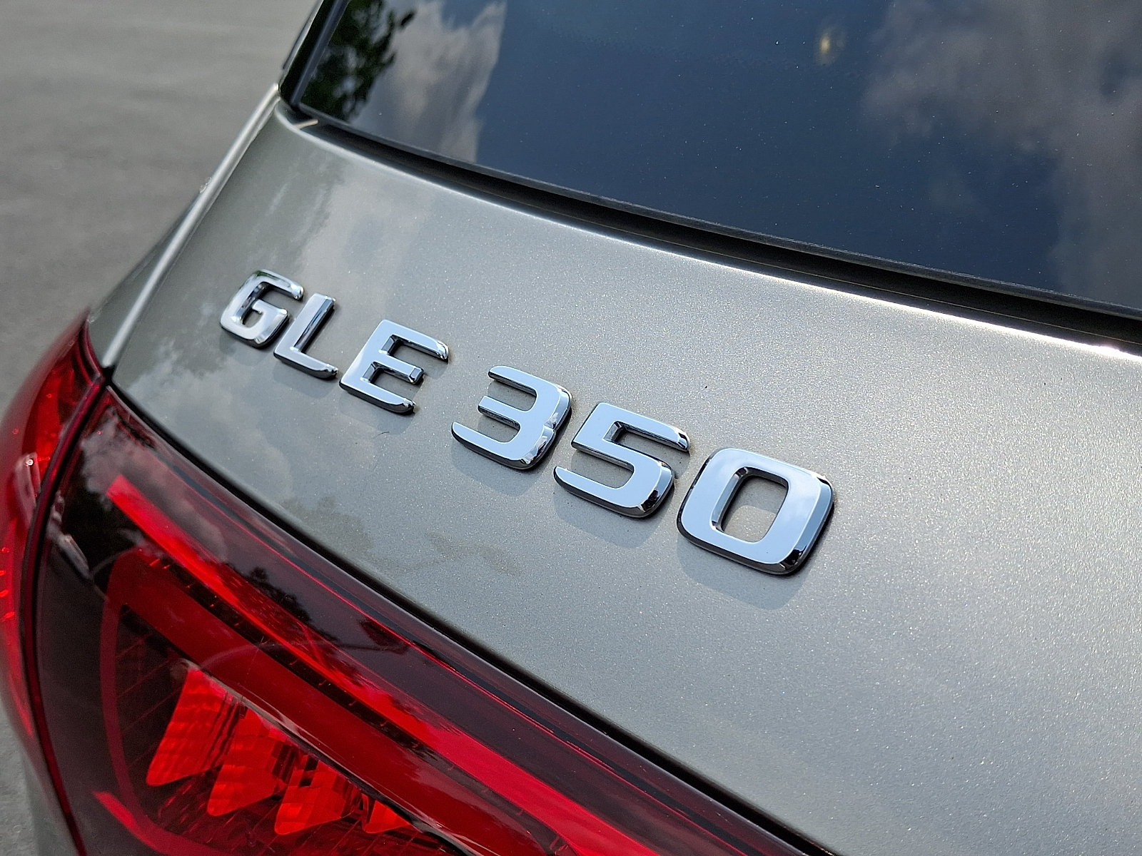 Used 2020 Mercedes-Benz GLE 350 4MATIC image 31