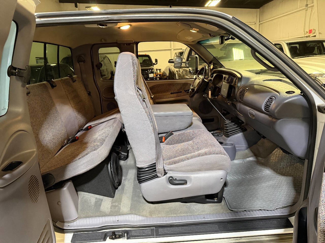 Used 2002 Dodge Ram 2500 Truck 4x4 Quad Cab image 10