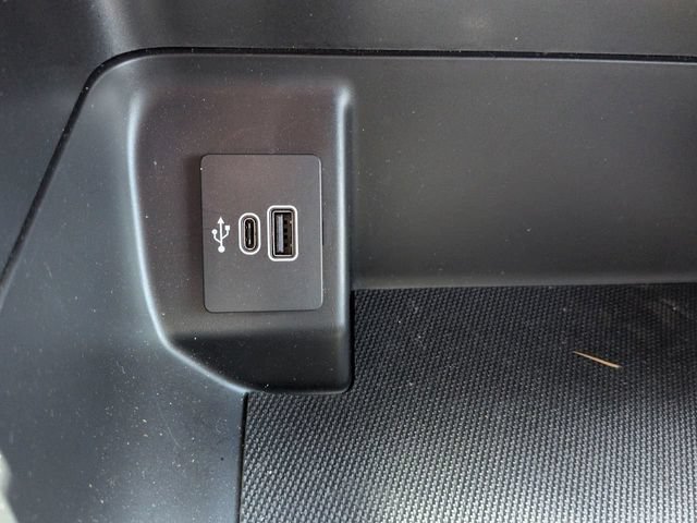 Used 2025 Ford F150 STX w/ Equipment Group 200A RWD image 28