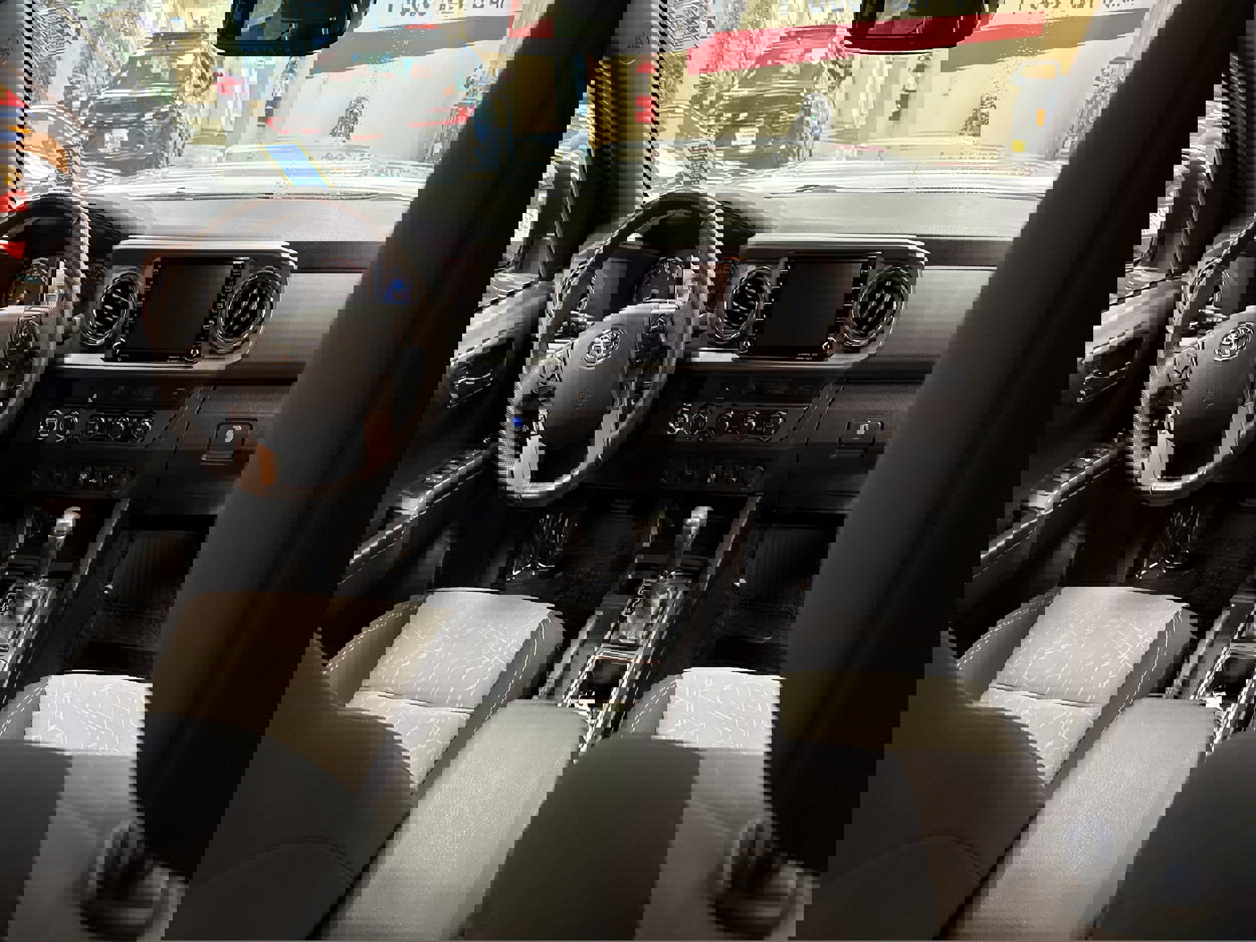 Used 2023 Toyota Tacoma TRD Sport image 30