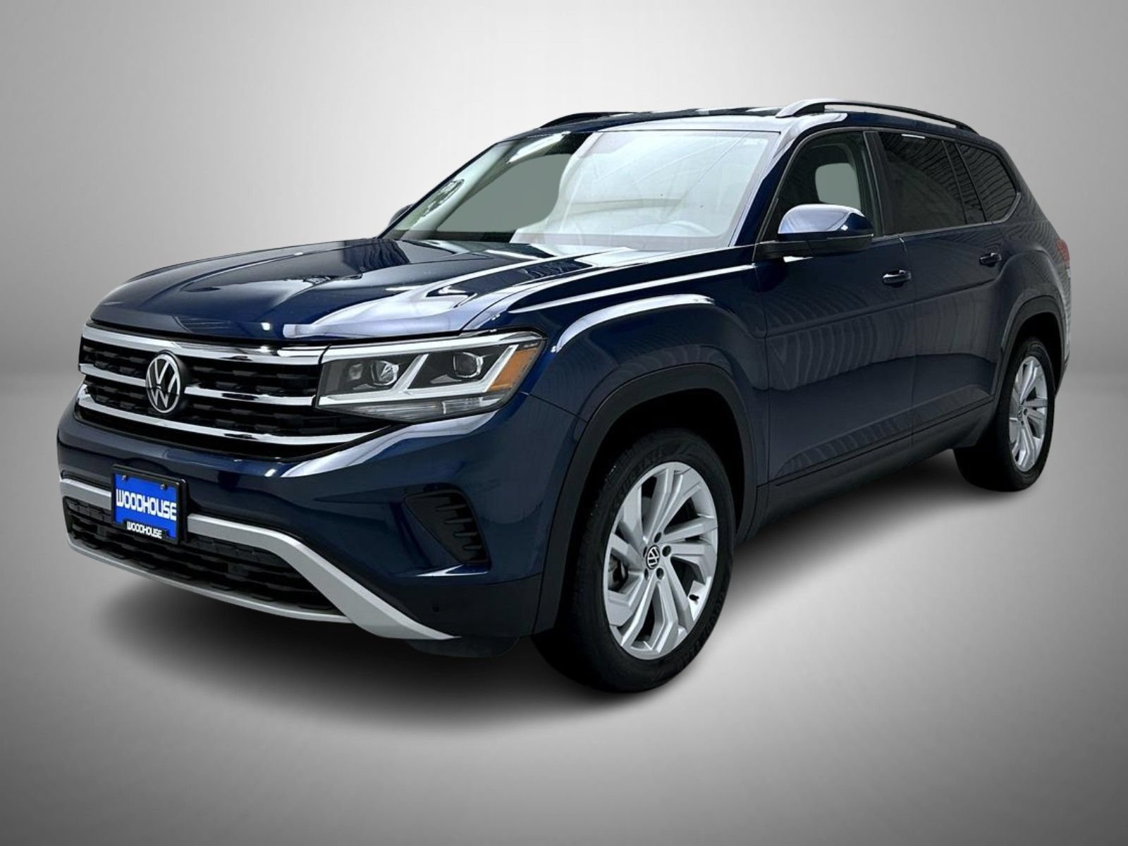 Used 2023 Volkswagen Atlas SE AWD/4WD image 1