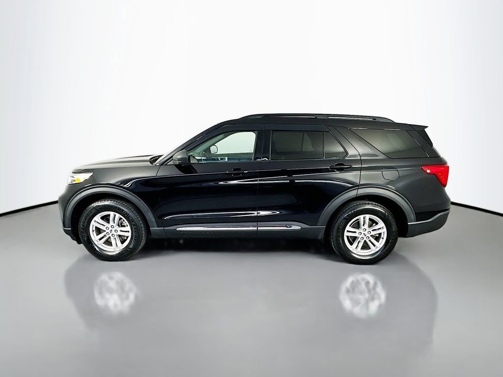 Used 2020 Ford Explorer XLT AWD/4WD image 4
