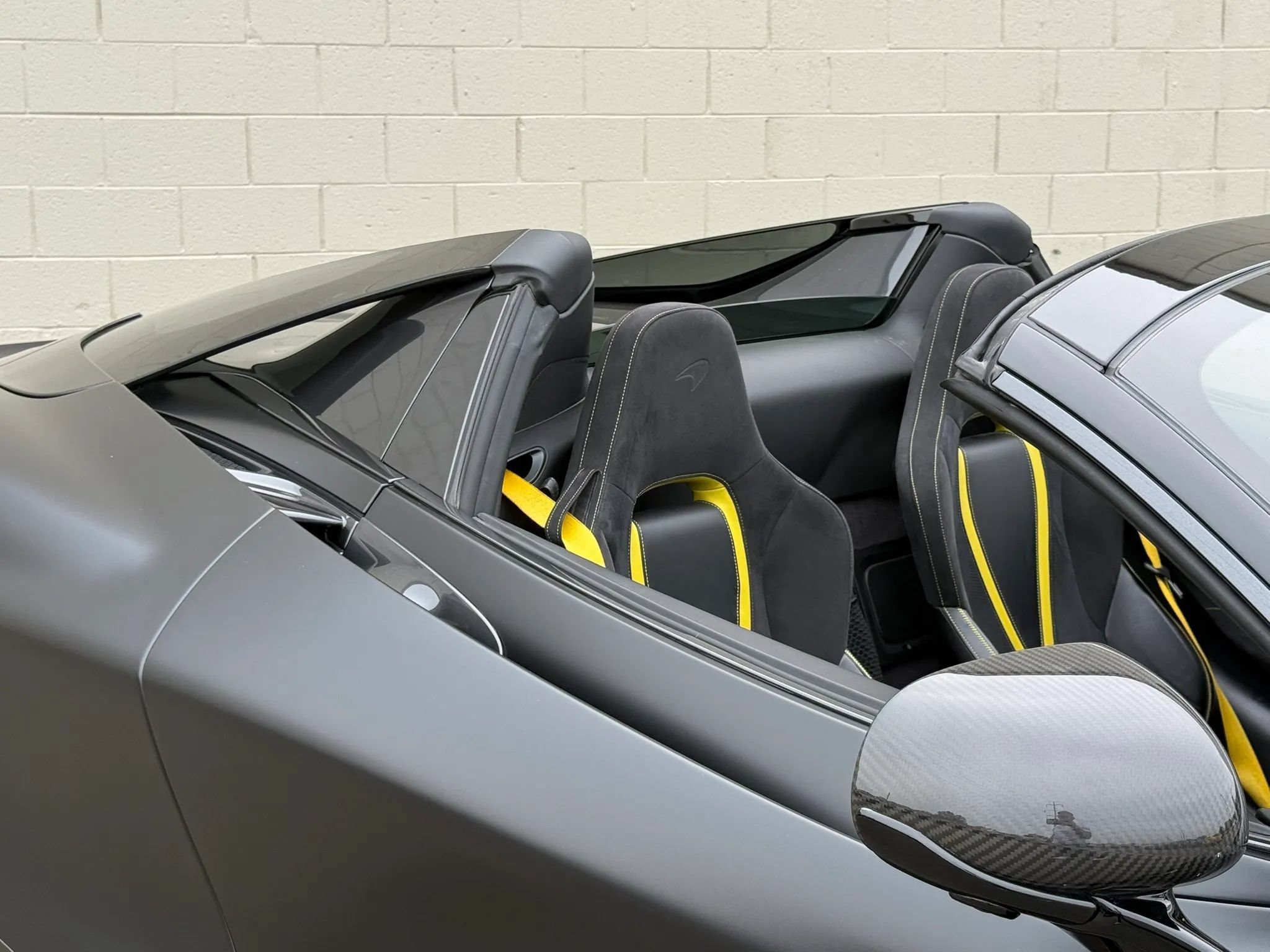 Used 2022 McLaren 720S Performance RWD image 25