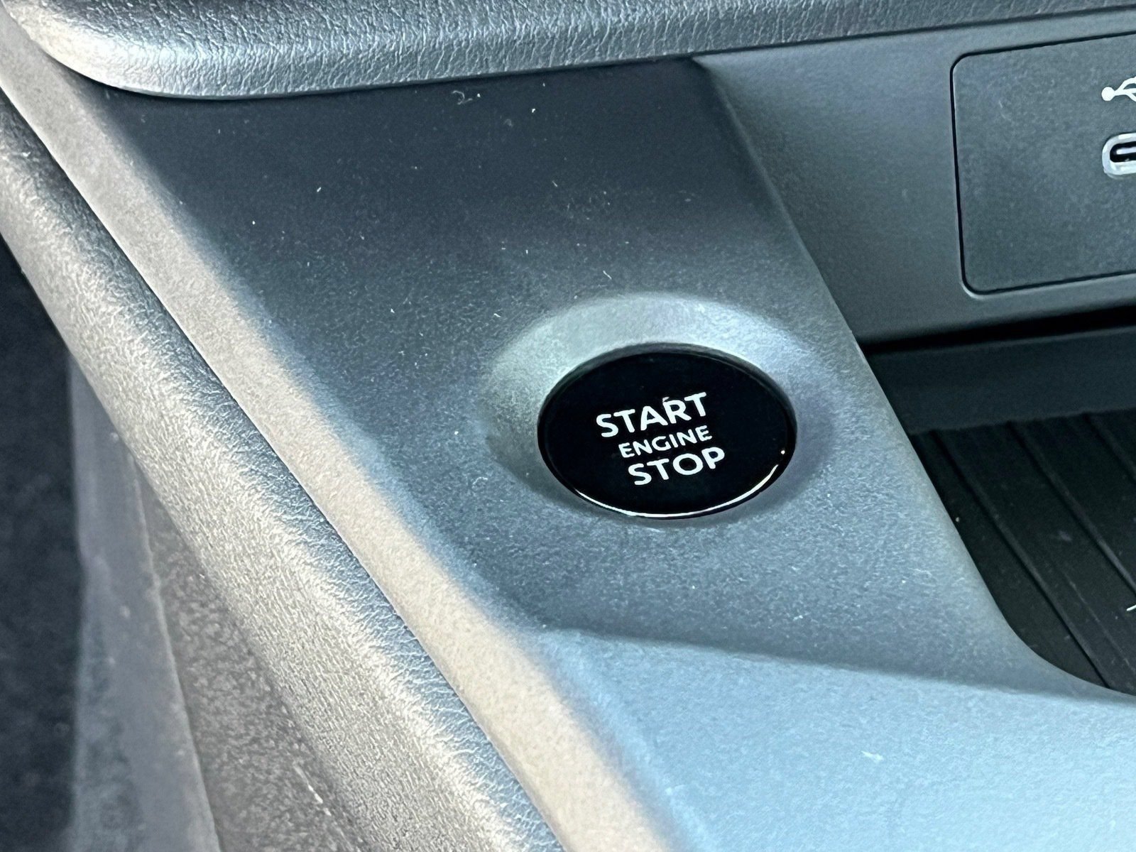 New 2027 Nissan Sentra SV w/ Floor Mat Package FWD image 21