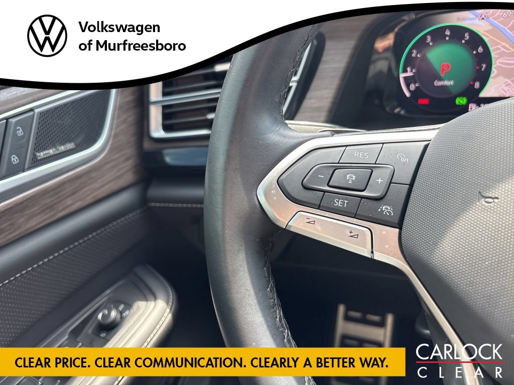 Used 2024 Volkswagen Atlas SEL Premium R-Line AWD/4WD image 16