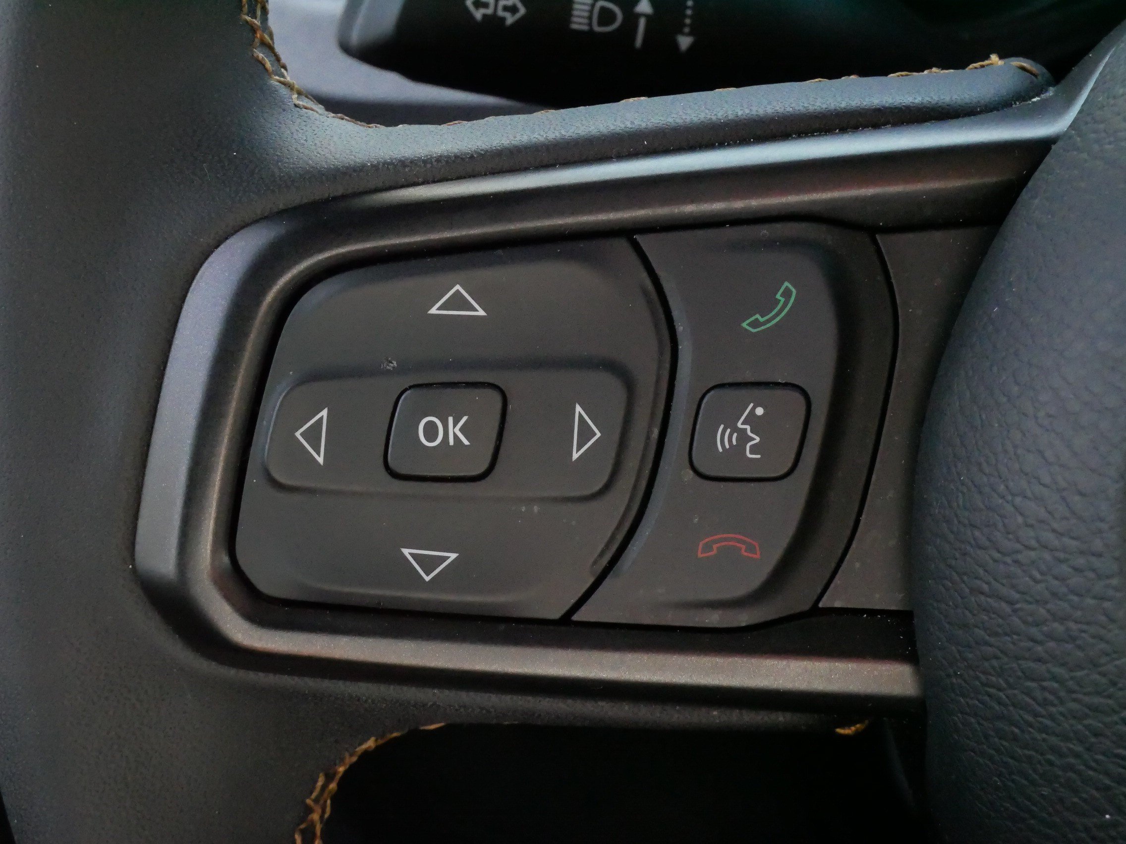Used 2025 Jeep Gladiator Sport AWD/4WD image 26