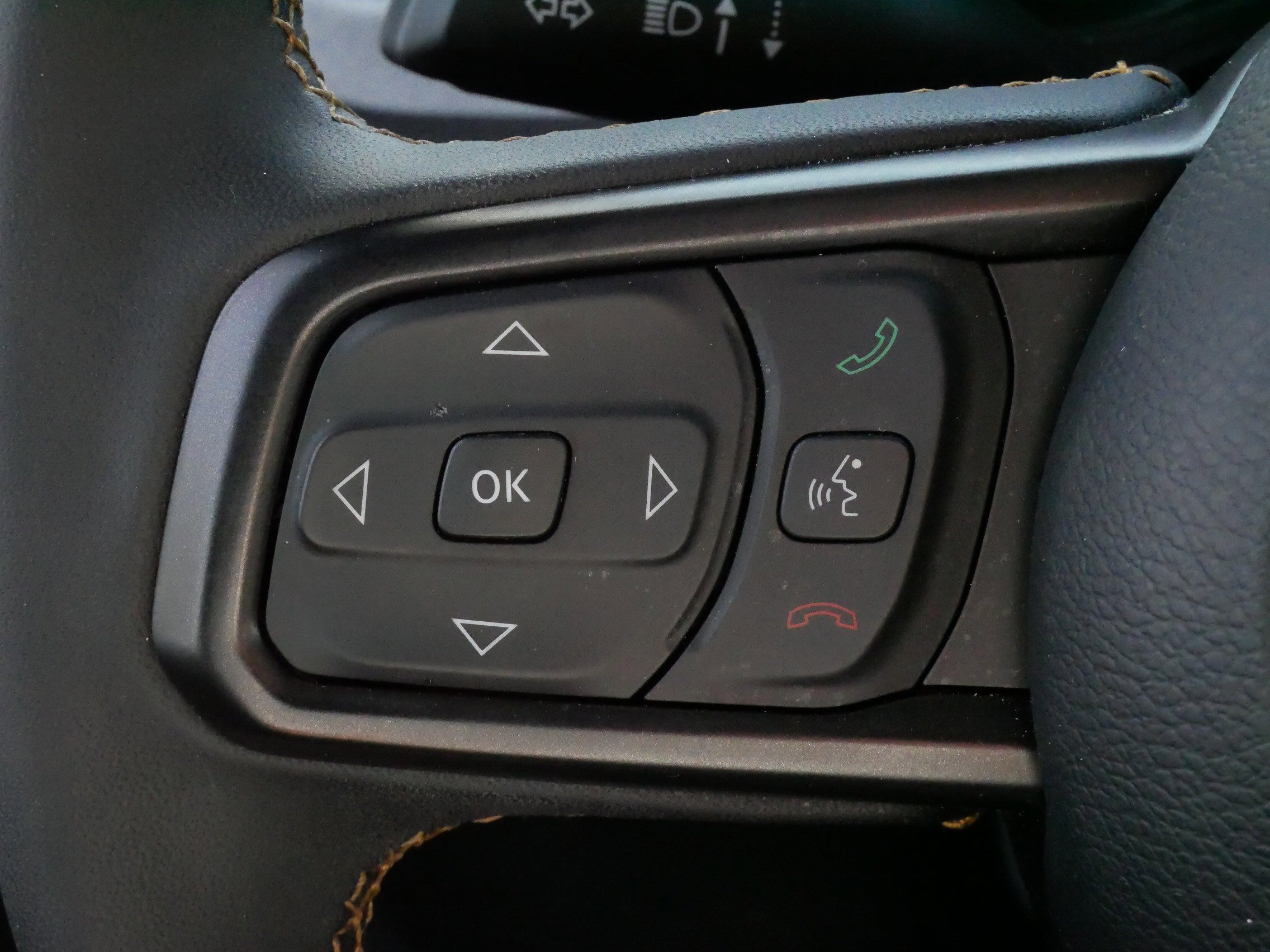 Used 2025 Jeep Gladiator Sport AWD/4WD image 26