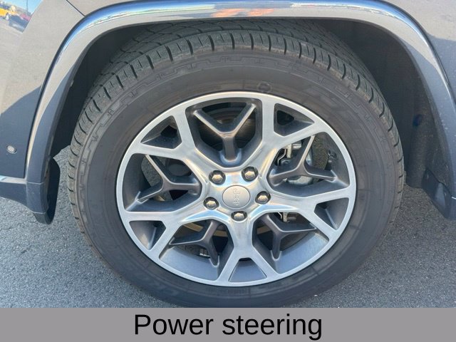 Certified 2019 Jeep Grand Cherokee Overland AWD/4WD image 11