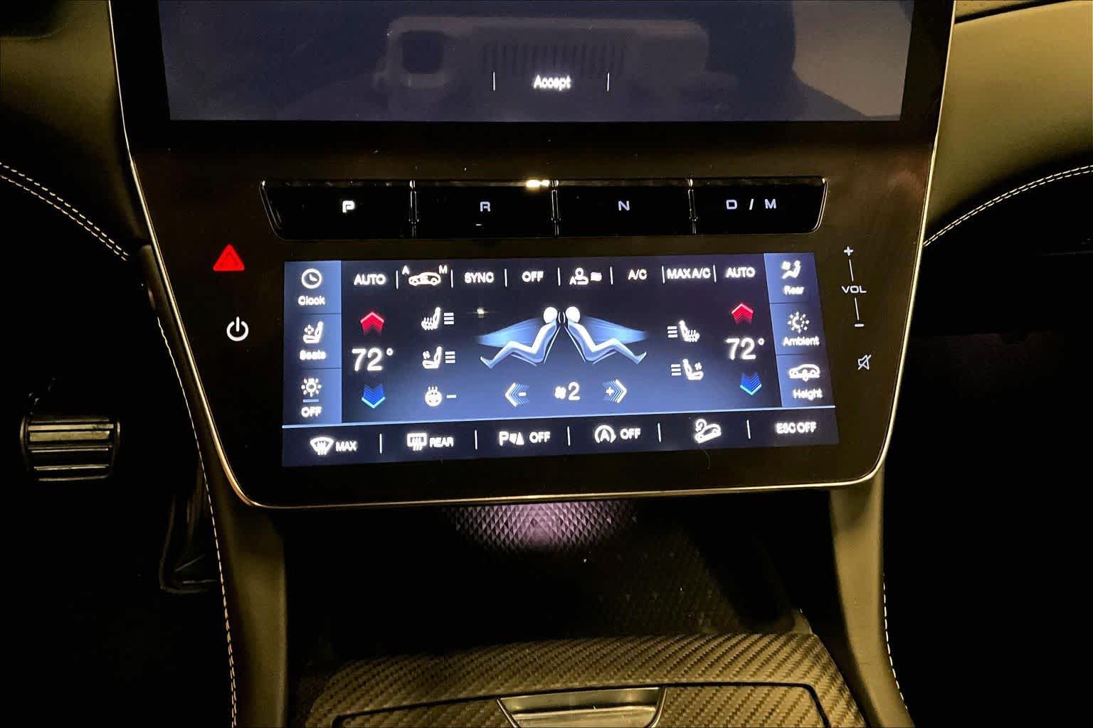 Used 2023 Maserati Grecale Trofeo AWD/4WD image 27