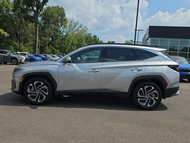 Used 2026 Hyundai Tucson Limited FWD image 2