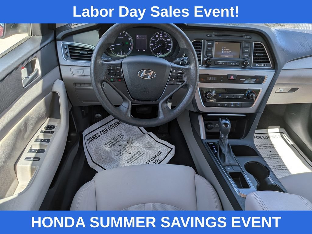 Used 2015 Hyundai Sonata SE w/ Option Group 09 FWD image 14