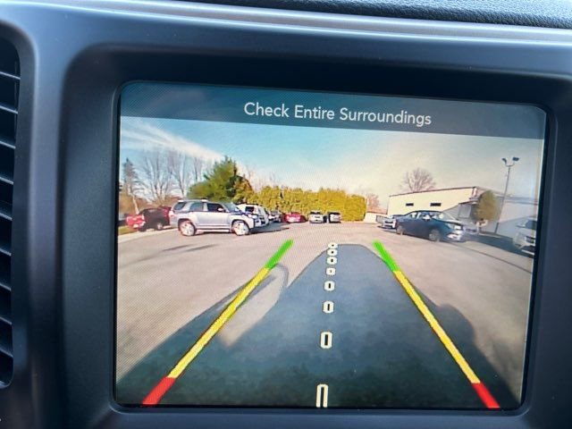 Used 2017 Jeep Cherokee Latitude w/ Safety/Convenience Group image 37