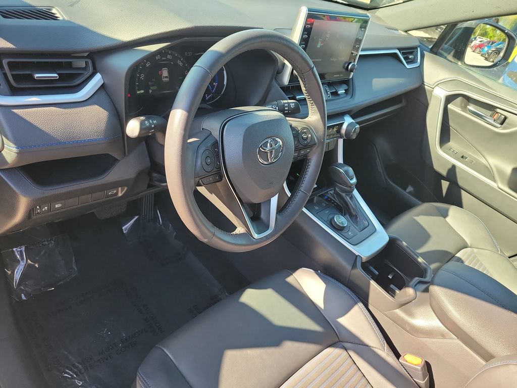 Certified 2022 Toyota RAV4 XSE AWD/4WD image 6