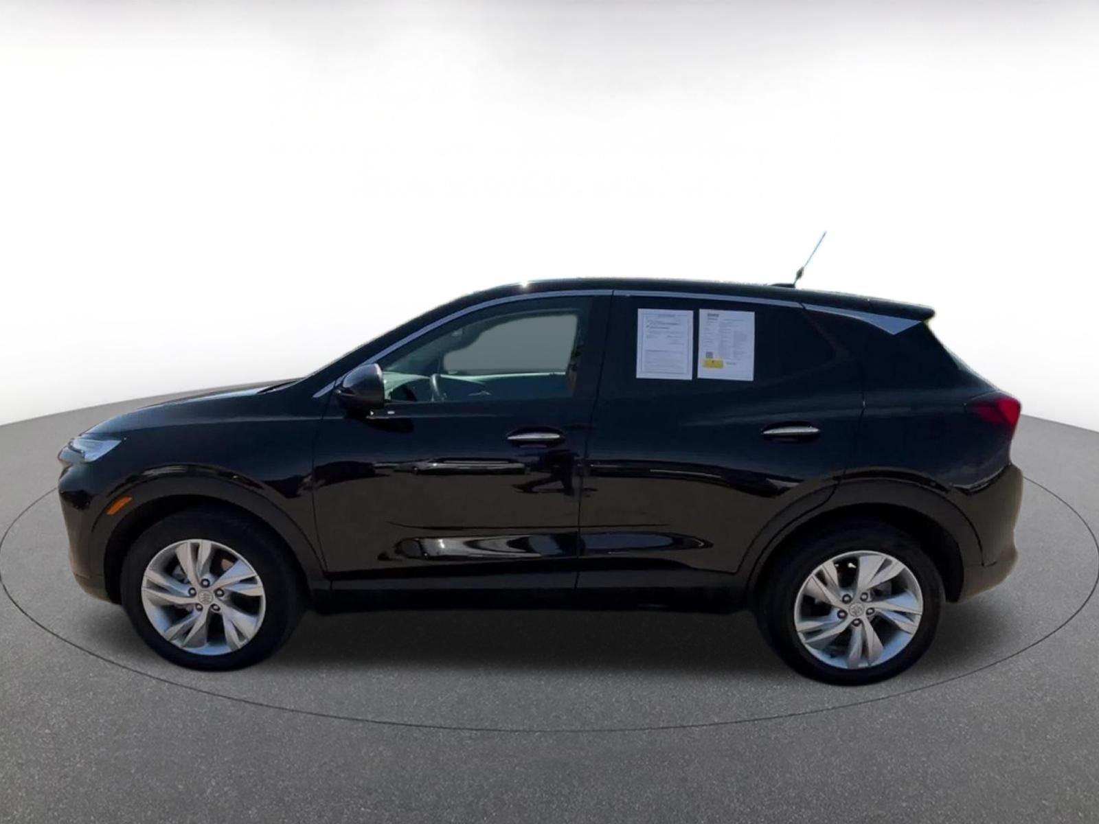 Used 2025 Buick Encore GX Preferred AWD/4WD image 8