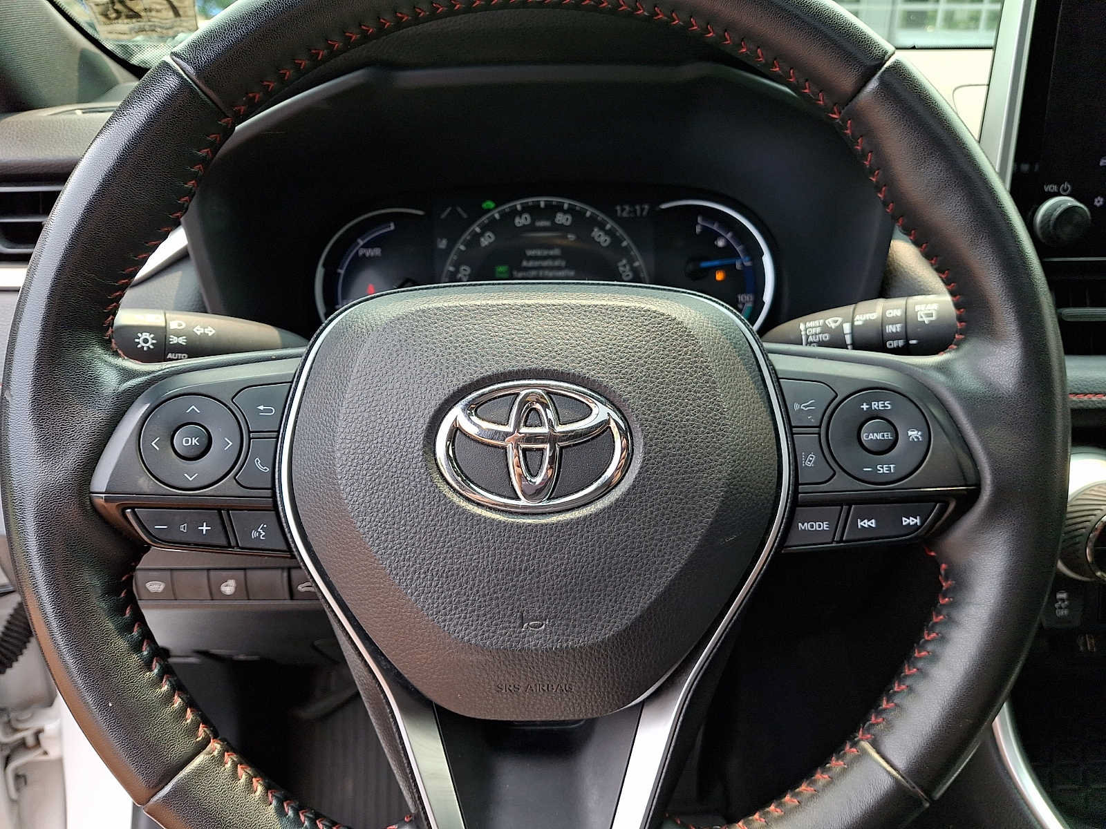 Used 2023 Toyota RAV4 SE w/ Weather & Moonroof Package AWD/4WD image 20