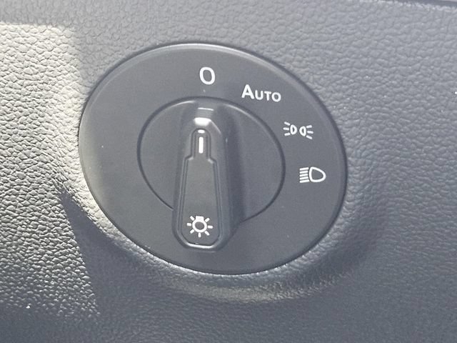 Used 2024 Volkswagen Taos SEL AWD/4WD image 33