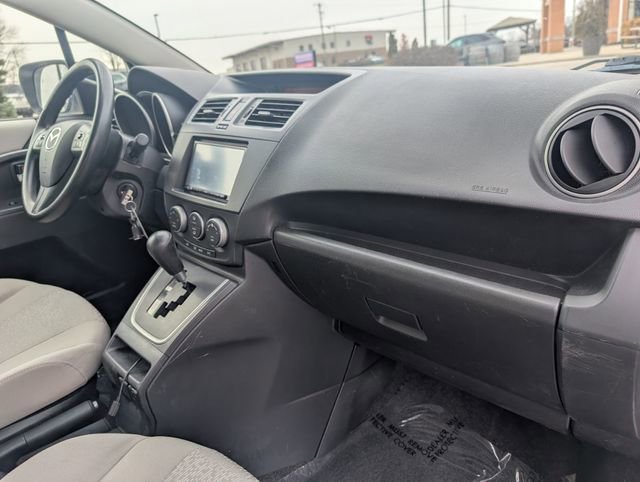 Used 2012 MAZDA MAZDA5 Sport image 20