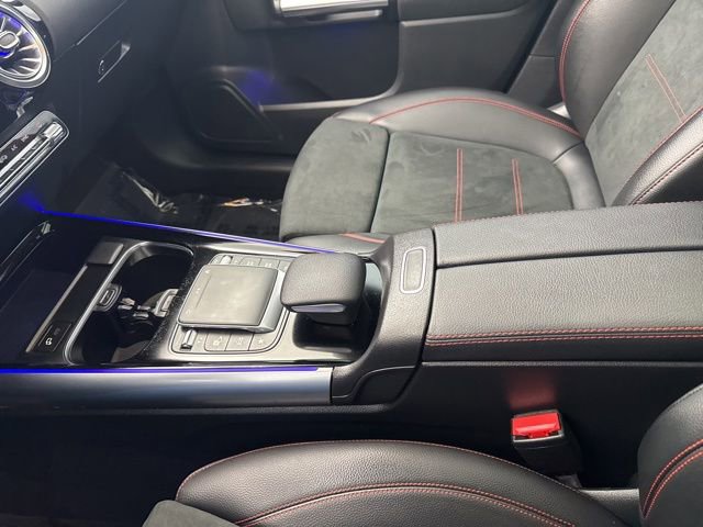 Used 2022 Mercedes-Benz GLA 250 4MATIC image 27