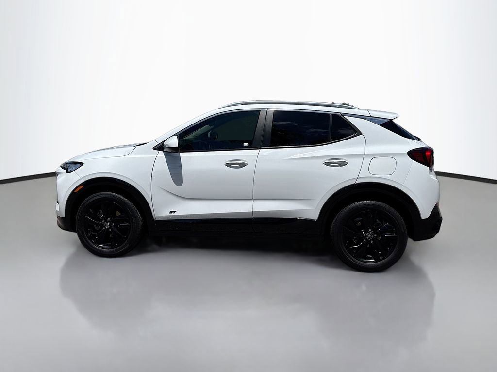 Used 2025 Buick Encore GX Sport Touring w/ Advanced Technology Package FWD image 4