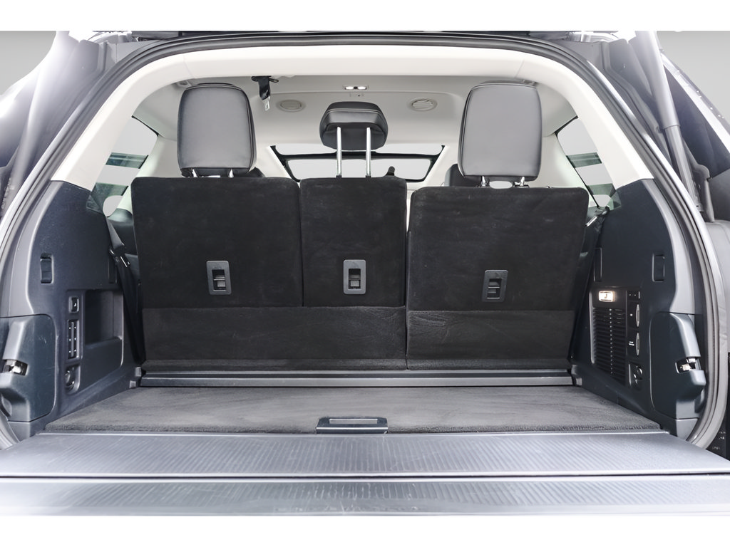 Used 2025 Ford Expedition Platinum AWD/4WD image 44