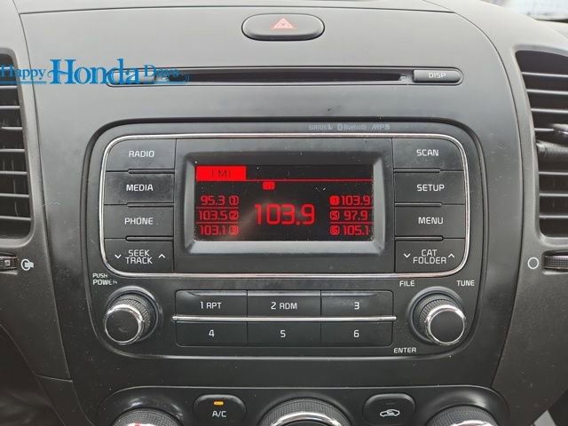 Used 2016 Kia Forte LX image 30