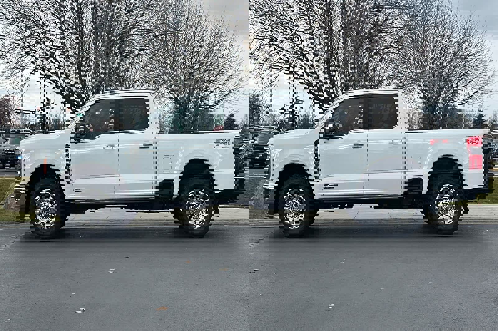 Certified 2023 Ford F250 Lariat w/ Lariat Ultimate Package image 5