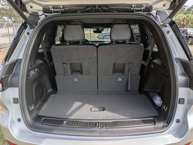 New 2026 Jeep Grand Cherokee L Limited AWD/4WD image 12