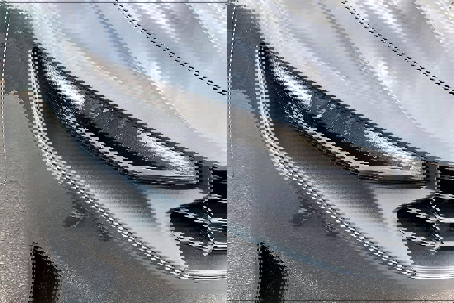 Used 2021 Chevrolet Camaro LT image 27