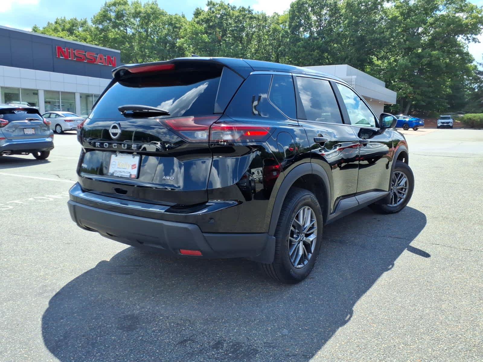 Certified 2024 Nissan Rogue S AWD/4WD image 5