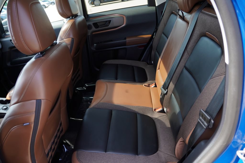 Certified 2025 Ford Bronco Sport Outer Banks w/ Outer Banks Tech Package+ AWD/4WD image 18