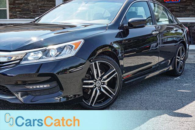 Used 2017 Honda Accord Sport image 7