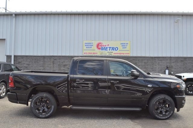 New 2026 RAM 1500 Express AWD/4WD image 9