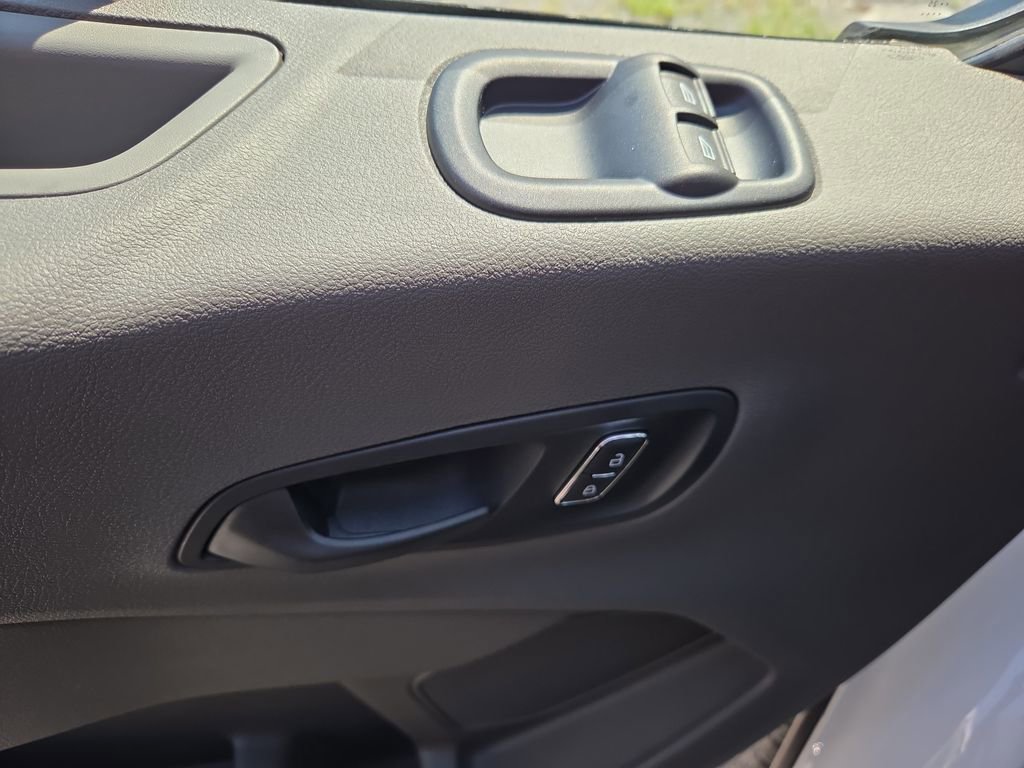 New 2025 Ford Transit 250 148 Medium Roof image 12