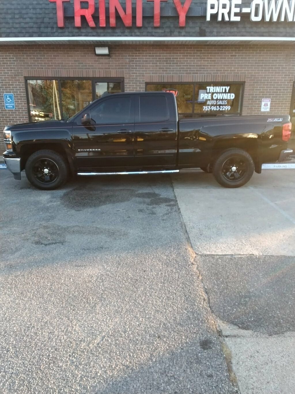 Used 2015 Chevrolet Silverado 1500 LT w/ All Star Edition image 2