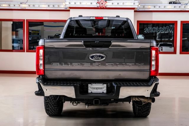 Used 2023 Ford F250 XLT w/ FX4 Off-Road Package AWD/4WD image 10