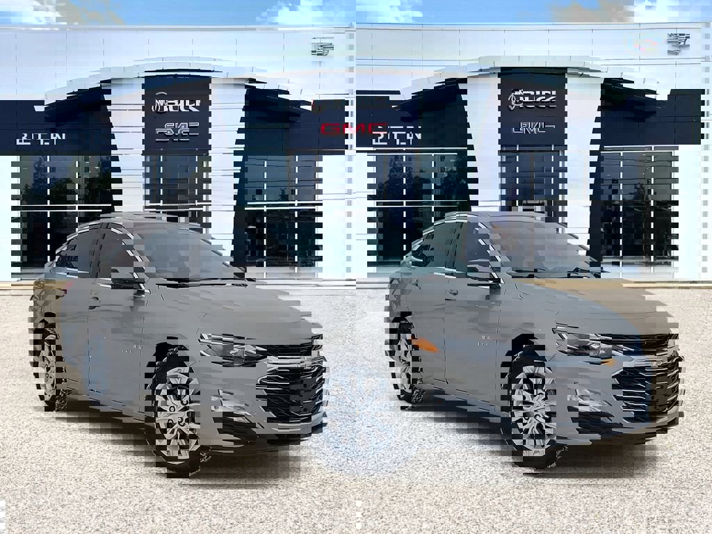 Used 2022 Chevrolet Malibu LT image 1