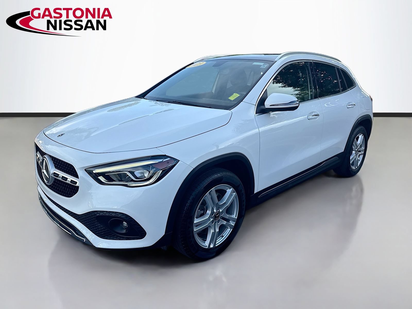 Used 2023 Mercedes-Benz GLA 250 w/ Premium Package image 3