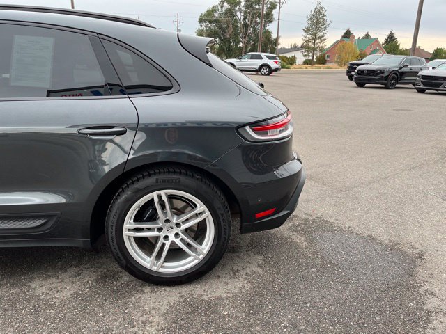 Used 2023 Porsche Macan w/ Premium Package Plus AWD/4WD image 6