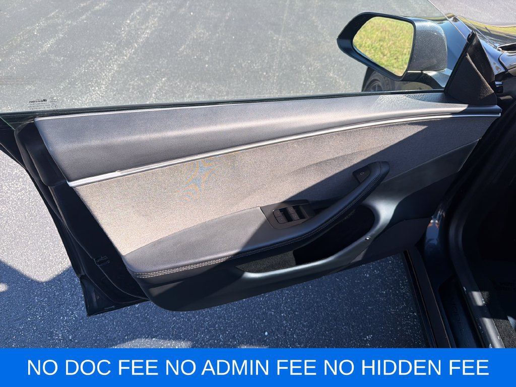 Used 2025 Tesla Model 3 RWD image 12