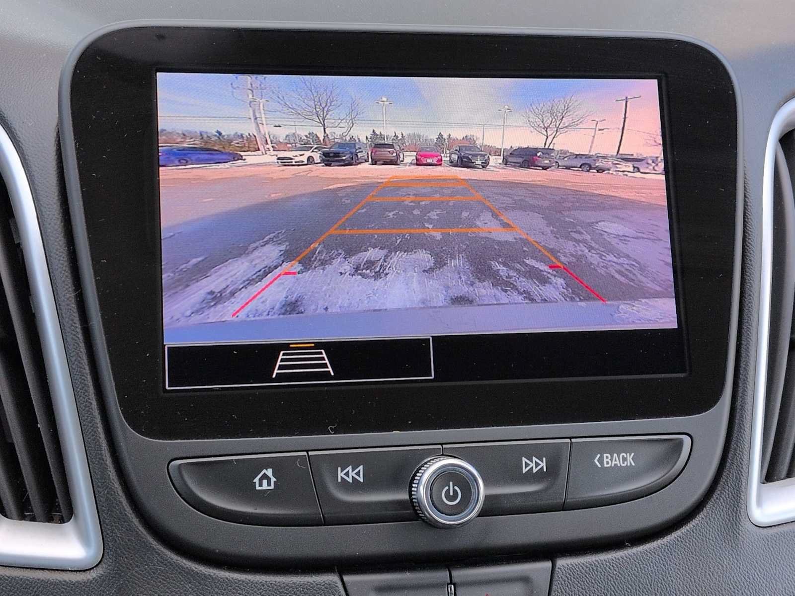 Used 2023 Chevrolet Malibu LT FWD image 28