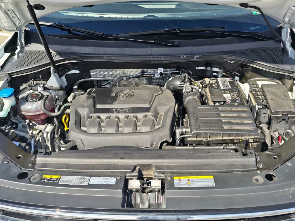 Used 2022 Volkswagen Tiguan SE image 9