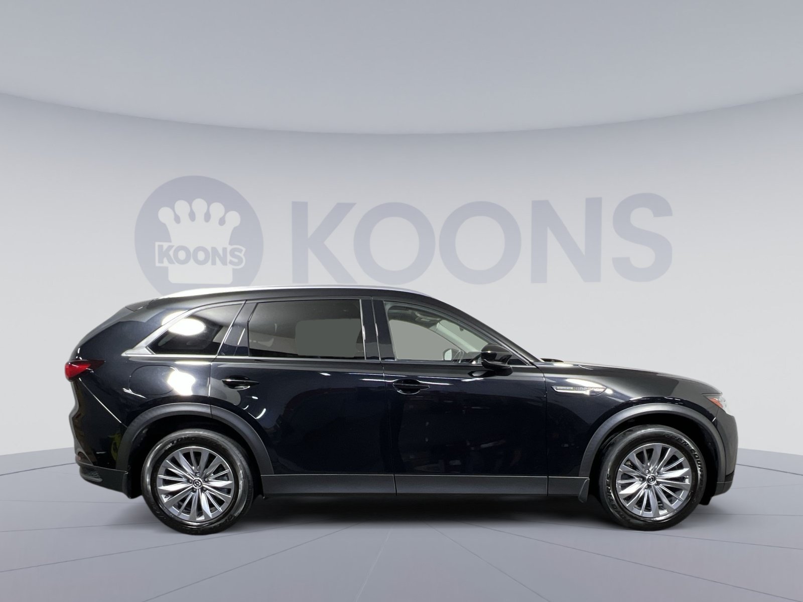 Used 2024 MAZDA CX-90 Plug-In Hybrid w/ Preferred AWD/4WD image 12