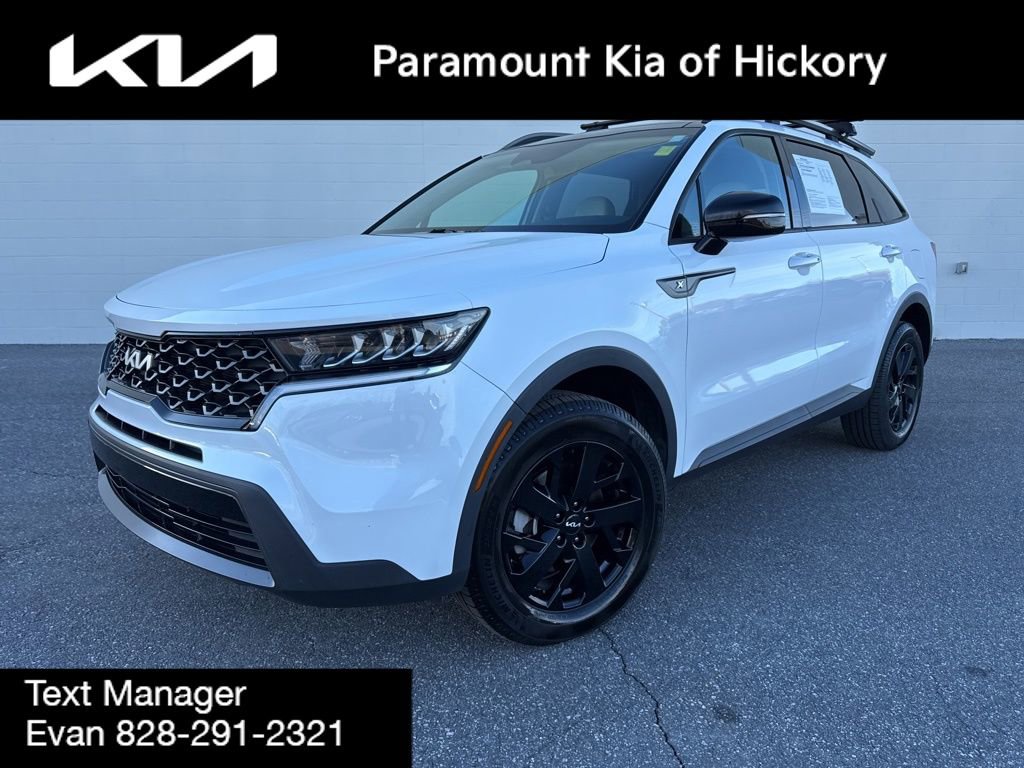 Used 2023 Kia Sorento S w/ Panoramic Sunroof Package