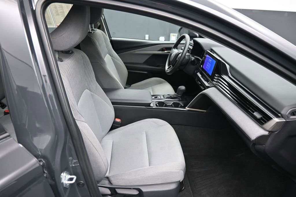 Certified 2025 Toyota Camry LE AWD/4WD image 24