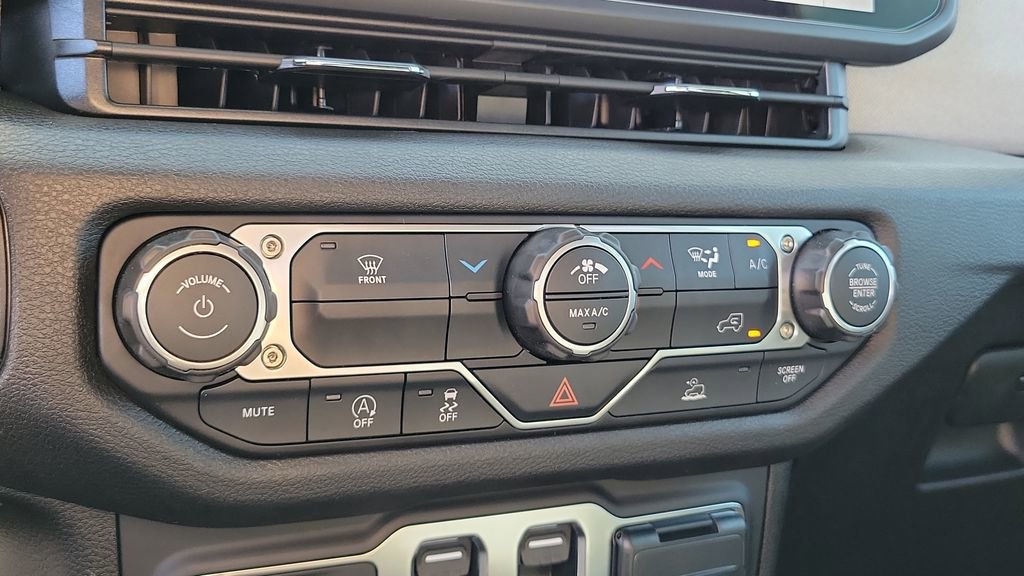 New 2026 Jeep Wrangler Sport image 30