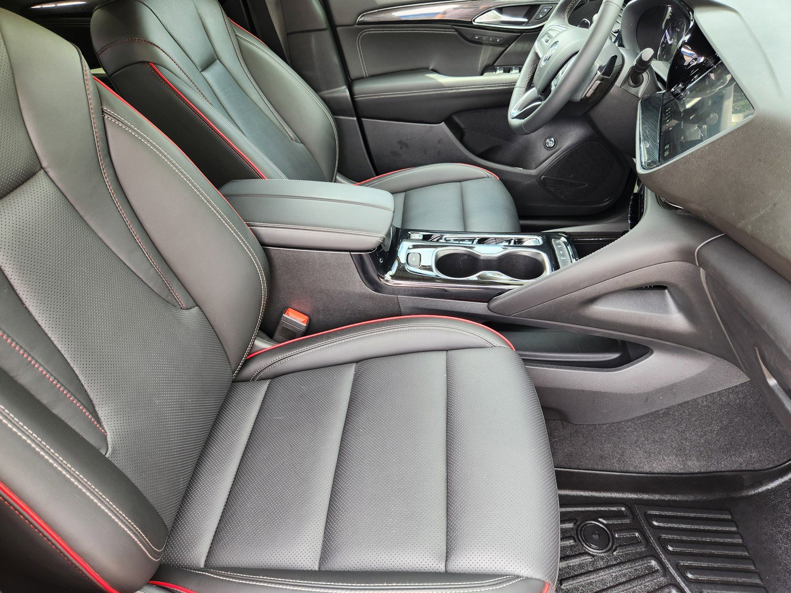 Used 2023 Buick Envision Essence w/ Sport Touring Package image 12