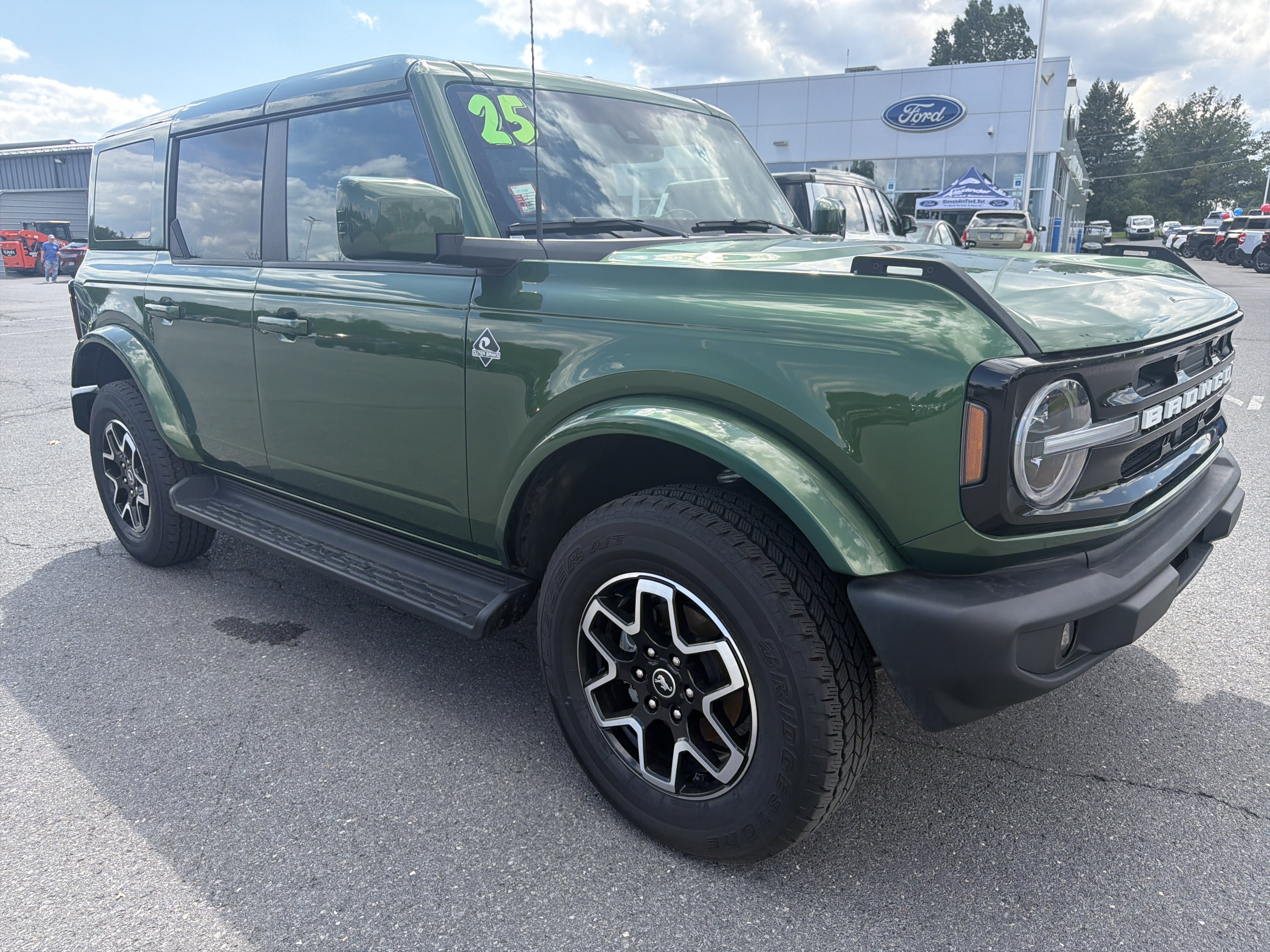 Certified 2025 Ford Bronco Outer Banks