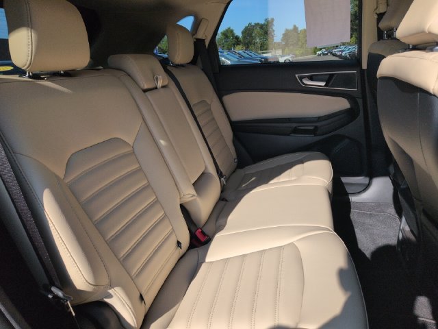 Certified 2024 Ford Edge SEL w/ Convenience Package AWD/4WD image 18